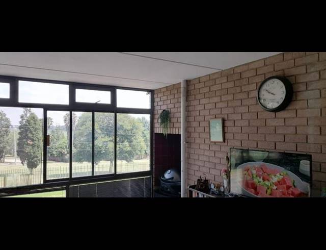 3 BEDROOM APARTMENT FOR SALE IN BRAKPAN CENTRAL